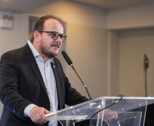 Sanepar assume vice-presidência da Regional Sul da AESBE em evento em Brasília