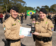São José dos Pinhais, 11 de agosto de 2025 - A primeira dama do Paraná, Luciana Saito Massa, participa da formatura de Sargentos na Academia do Guatupê.