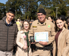 São José dos Pinhais, 11 de agosto de 2025 - A primeira dama do Paraná, Luciana Saito Massa, participa da formatura de Sargentos na Academia do Guatupê.