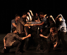 Balé Teatro Guaíra apresenta “Stol” e “V.I.C.A.” no Guairinha