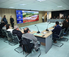 Governo do Estado recebe Plano de Biogás e Biometano do Paraná em reunião de comitê de governança