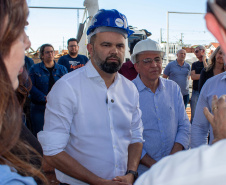 Secretário da Educação visita obras no oeste do estado