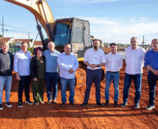 Secretário da Educação visita obras no oeste do estado