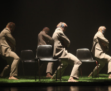 Balé Teatro Guaíra apresenta “Stol” e “V.I.C.A.” no Guairinha