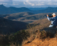 Cine BPP exibe documentário ‘O Sal da Terra’, sobre Sebastião Salgado