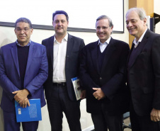 Ratinho Junior apresenta avanços do Paraná a associação de incorpordores imobiliários