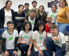  IA na educação: capivara virtual criada por estudantes tira dúvidas de colegas no Instagram de escola em Maringá