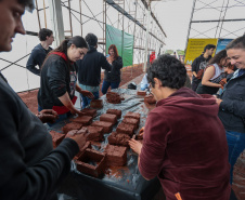 OFICINA TIJOLOS ESTUDANTES ARQUITETURA