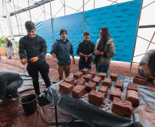 OFICINA TIJOLOS ESTUDANTES ARQUITETURA