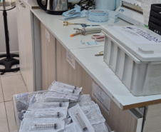 PCPR prende duas pessoas por exercício ilegal da medicina e outros crimes em Curitiba
