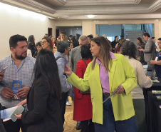 Em evento inédito, Viaje Paraná capacita estrangeiros e leva coexpositores a Montevidéu, no Uruguai