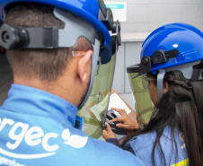 Município de Colombo recebe instalação de rede elétrica inteligente da Copel 