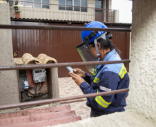Município de Colombo recebe instalação de rede elétrica inteligente da Copel 