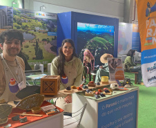 "Participação da Setu em eventos garante visibilidade para os atrativos turísticos do Paraná".