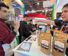 Estande recorde, gastronomia e coexpositores: Viaje Paraná participa de feira em Buenos Aires