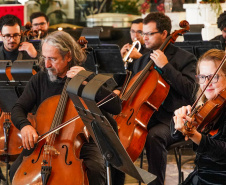 Orquestra Sinfônica do Paraná encanta público em primeira apresentação em  Colombo