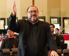 Orquestra Sinfônica do Paraná encanta público em primeira apresentação em  Colombo