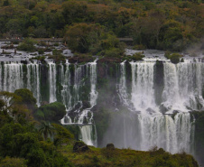 SETU -  Em 2025, Foz do Iguaçu já recebeu mais de 3,3 milhões de turistas em seus principais atrativos