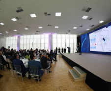 O governador Carlos Massa Ratinho Junior recebe nesta terça-feira(9), o presidente do Paraguai, Santiago Peña e comitiva do Paraguai no Palácio Iguaçu.