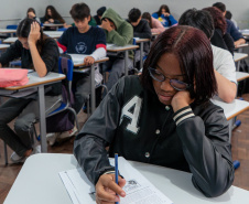 SEED - Educação aplica Prova Paraná a mais de 1 milhão de estudantes da rede pública
