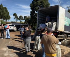 Defesa Civil envia ajuda humanitária para Santa Maria do Oeste e Dois Vizinhos