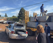 Defesa Civil envia ajuda humanitária para Santa Maria do Oeste e Dois Vizinhos