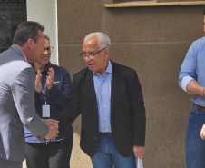 Para reforçar a defesa agropecuária, Adapar renova frota com 17  novos veículos