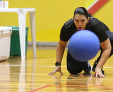 Lição para todos: professora paranaense inspira alunos com valores do esporte paralímpico