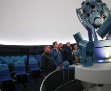 Visita ao Planetário de  Wolfsburg. É um dos dez maiores planetários da Alemanha