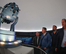 Visita ao Planetário de  Wolfsburg. É um dos dez maiores planetários da Alemanha