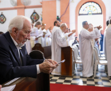 Piana participa da posse de Dom Paulo Alves Romão como bispo de Paranaguá, no Litoral