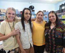 Neste 15 de outubro, Dia do Professor, a Secretaria de Estado da Educação do Paraná  (Seed-PR) presta homenagem aos 70 mil professores da rede estadual, contando a inspiradora história da família Silva, que vive e leciona no Litoral do Paraná. Foto: Geraldo Bubniak/AEN