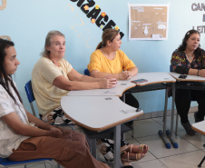 Neste 15 de outubro, Dia do Professor, a Secretaria de Estado da Educação do Paraná  (Seed-PR) presta homenagem aos 70 mil professores da rede estadual, contando a inspiradora história da família Silva, que vive e leciona no Litoral do Paraná. Foto: Geraldo Bubniak/AEN