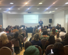  Paraná avança na implantação do Programa “Agora Tem Especialistas” com encontros regionais