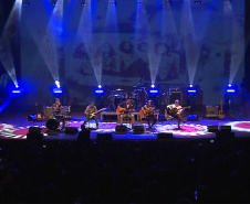 TV Paraná Turismo transmite show especial de 50 anos da Banda Blindagem