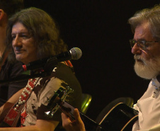TV Paraná Turismo transmite show especial de 50 anos da Banda Blindagem
