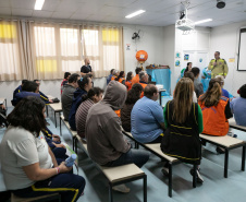 Curitiba, 14 de outubro de 2025 - Atividades da Semana de Redução de Riscos e Desastres do Brigadas Escolares na Escola Lucy Requião.