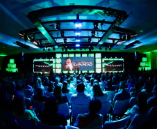  Congresso Empresarial movimenta serviços e o setor de turismo do Paraná