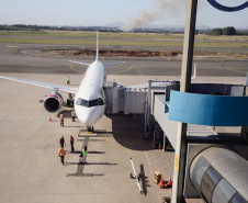  Aeroportos internacionais do Paraná registrou o movimento demais de 714 mil passageiros em setembro