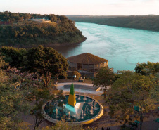 Imagens do Marco das Três Fronteiras e das Cataratas, em Foz do Iguaçu, irão rodar o mundo