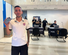 PCPR promove devolução de 600 celulares recuperados em Curitiba e Cascavel