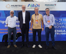 INOVAÇÃO: Estado premia 10 finalistas do Desafio de Inovação: Bengalas Inteligentes