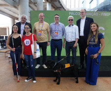 INOVAÇÃO: Estado premia 10 finalistas do Desafio de Inovação: Bengalas Inteligentes