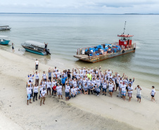 Mutirão de Limpeza das Praias da Ilha do Mel recolhe quase 11 toneladas de resíduos