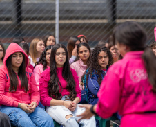 Aulão de Kempô reforça conscientização e protagonismo feminino entre alunas da rede estadual