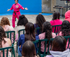 Aulão de Kempô reforça conscientização e protagonismo feminino entre alunas da rede estadual