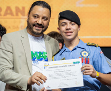 Alunos paranaenses participam de evento de imersão antes da OBM, em Foz