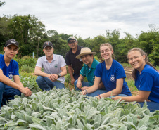 Paraná fortalece ensino agrícola com tecnologia, cursos técnicos e inovação aplicada
