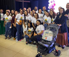 SEDEF - Governo entrega os primeiros kits para recém-nascidos do Programa Nascer Bem