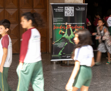 Curitiba, 13 de outubro de 2025 - Entrega da reforma do telhado do Teatro Guaíra / parceria da AUDI - Apresentação de Ballet para 600 crianças de escolas públicas.